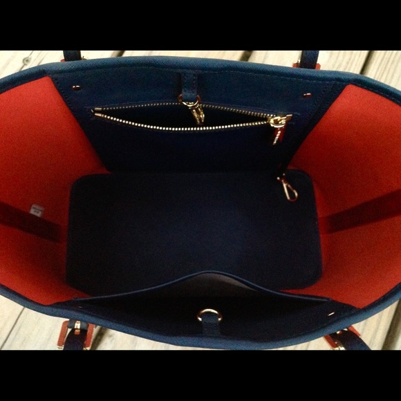 HP 🥳💜 MK jet set 🇺🇸 - Picture 2 of 2